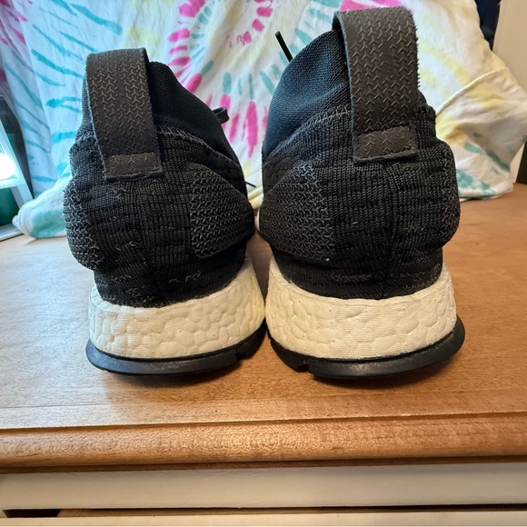 Men’s Adidas Pure Boost - Picture 3 of 9